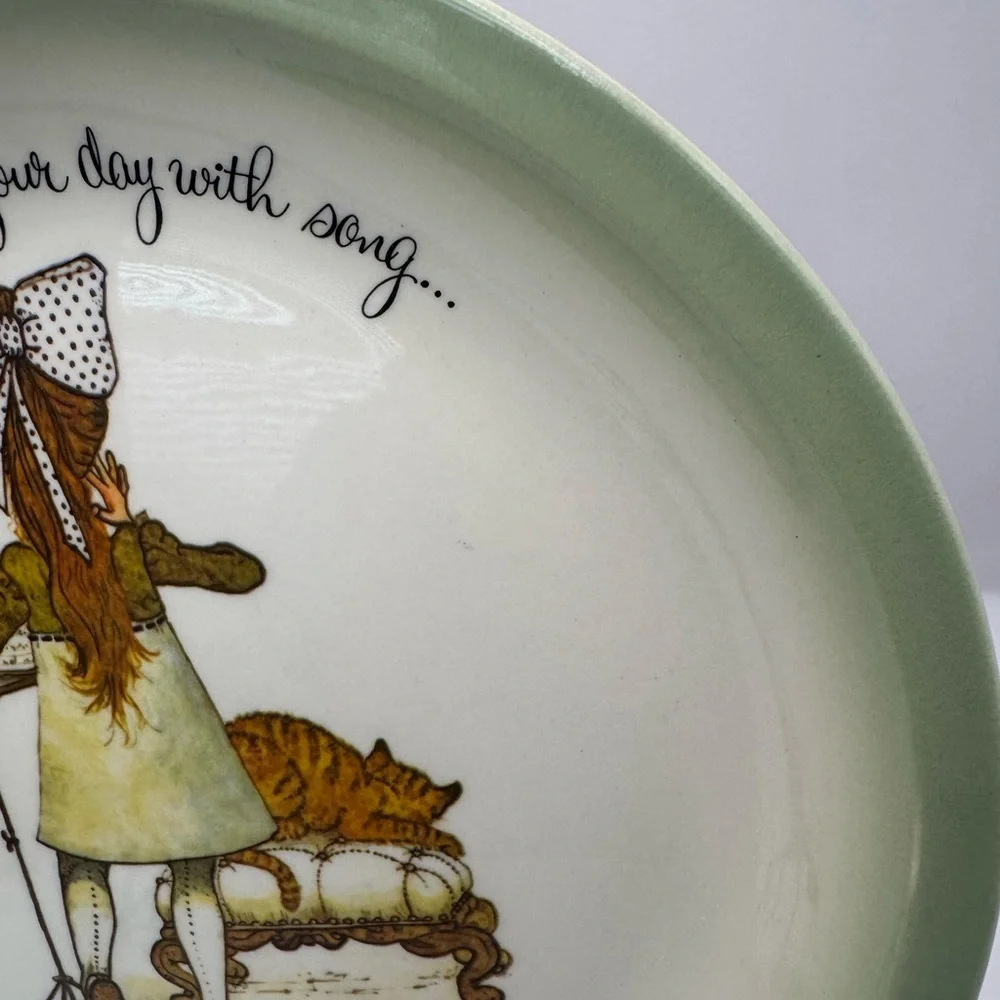 Holly Hobbie Collector Edition Plate 10.3/8th Made USA By American Greeting Mint